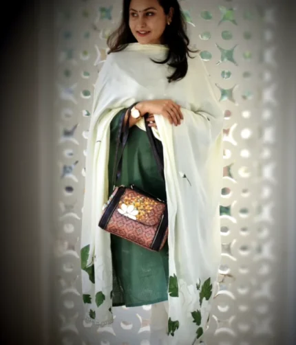 White rose satin dupatta